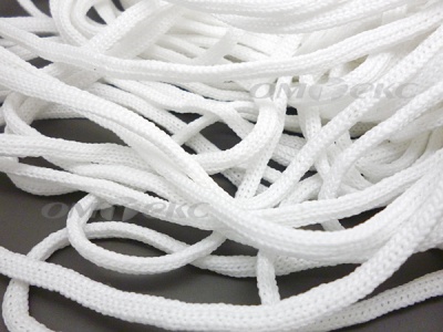 Шнур В-036 4 мм мелкое плетение 100 м белый - купить в Чебоксарах. Цена: 2.02 руб.